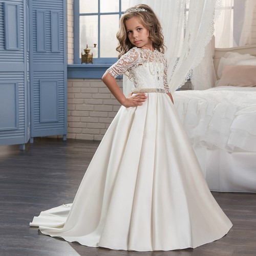 For little fashionistas! Beautiful graduation dresses for girls