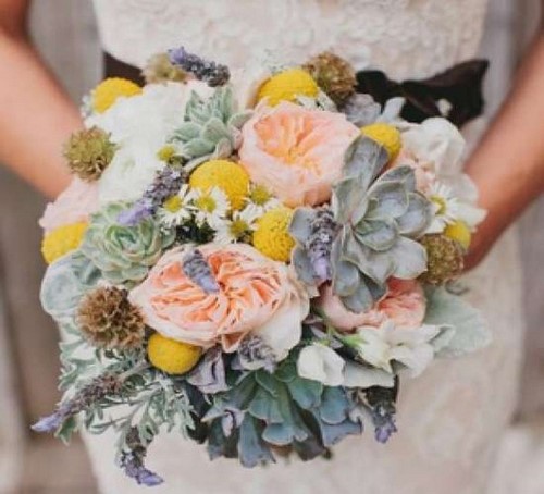 Scegli un bouquet: i mazzi di fiori più belli e alla moda - foto