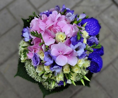 Изберете букет: най-красивите и модерни букети от цветя - снимка