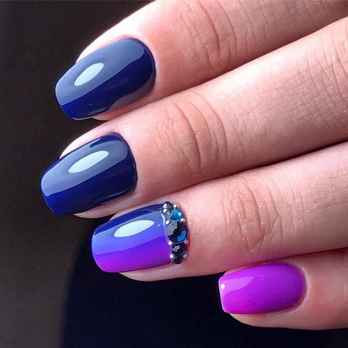 Manicure brillante: idee originali per il design delle unghie con colori saturi