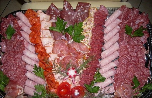 Meat cutting: how to make meat cutting - photo ideas