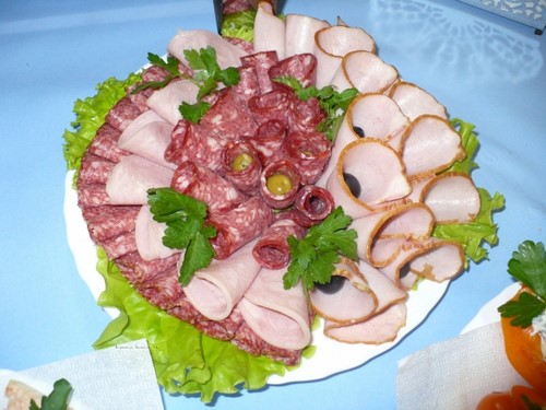 Mėsos pjaustymas: kaip padaryti mėsos pjaustymą - nuotraukų idėjos