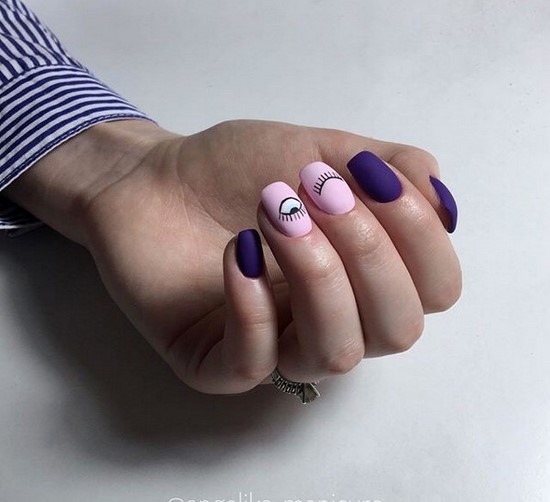 Modieuze donkere manicure - prachtige foto's van het idee van manicure in donkere tinten