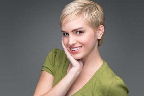 Pixie korte haircuts - modetrendfrisurer til aktive kvinder