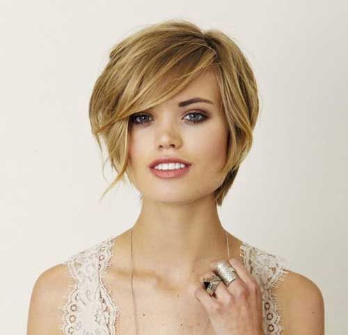Pixie short haircuts - fashion trend hairstyles for active women