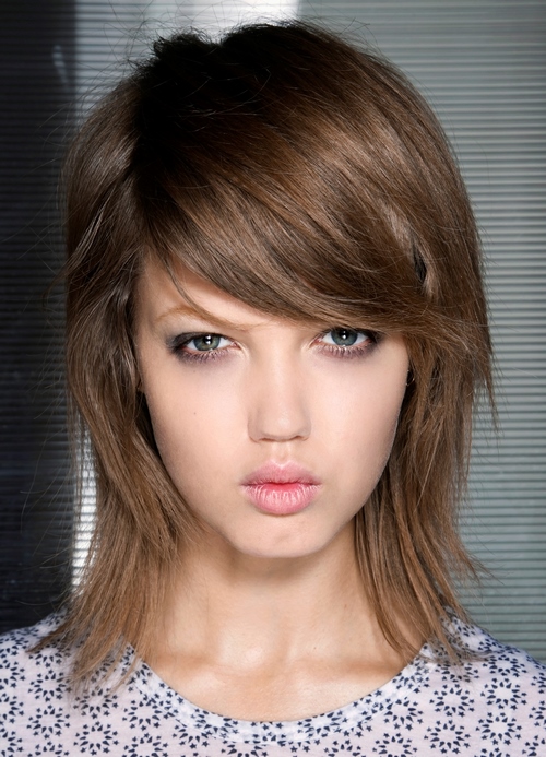 Fashionable haircuts with bangs: photo ideas, tips from stylists, current trends