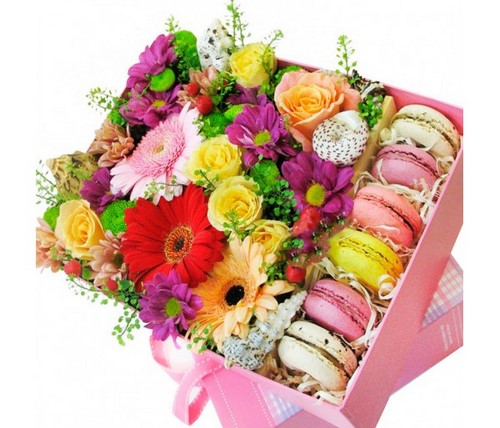 Tendência florística na moda: flores faça você mesmo em uma caixa