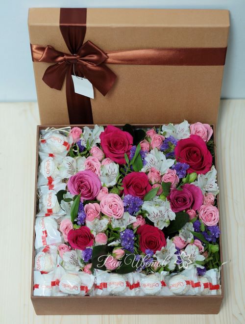 Modischer floristischer Trend: Blumen zum Selbermachen in einer Schachtel