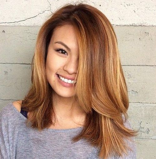 Modische Frisuren für mittleres Haar - Fotos, Trends, Stylingideen