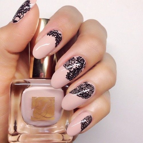 Luxurious manicure with lace - photos, news, ideas of patterns