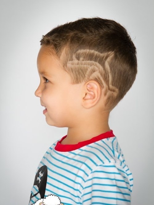 Coupes de cheveux à la mode pour les garçons.Idées de coupes de cheveux photo, tendances, tendances