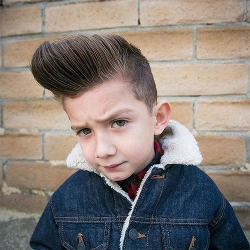 Cortes de cabelo na moda para meninos. Idéias de cortes de cabelo de fotos, tendências, tendências
