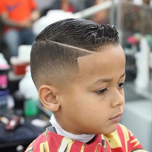 Coupes de cheveux à la mode pour les garçons. Idées de coupes de cheveux photo, tendances, tendances