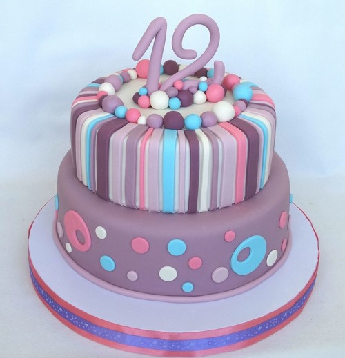 Bolos de aniversário lindo. Idéias de fotos incríveis para decorar bolos