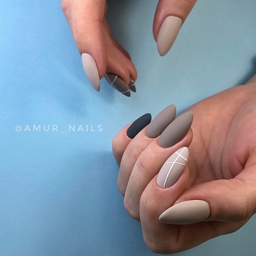 Manicure cinza na moda - novas fotos, design de unhas em cinza