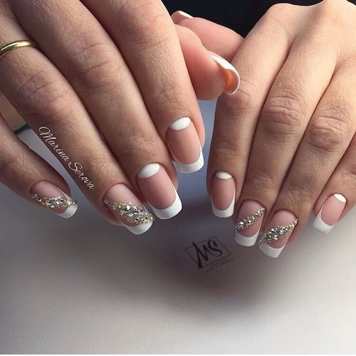 Fashionable moon manicure. Photo, design, the best news