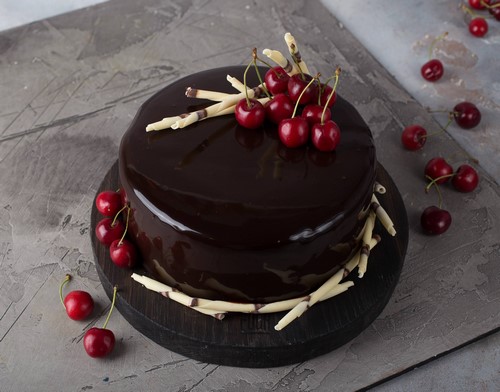 עוגות השוקולד היפות ביותר - רעיונות צילום, קישוט, תפאורה ועיצוב