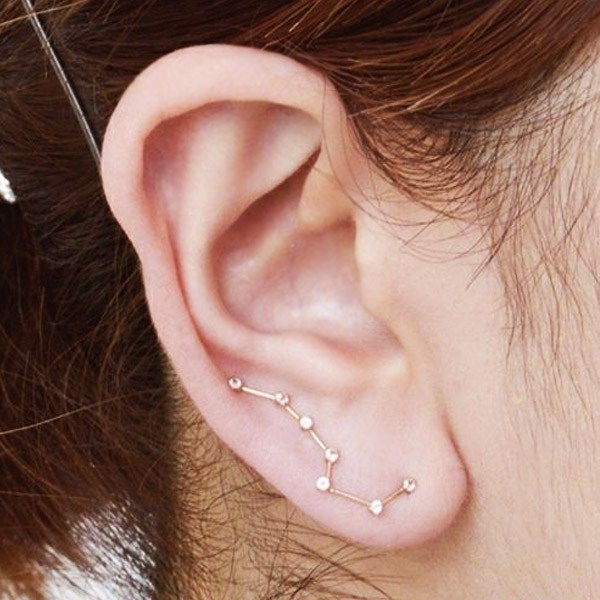 Piercing do uší: trendy a nápady na piercing do uší
