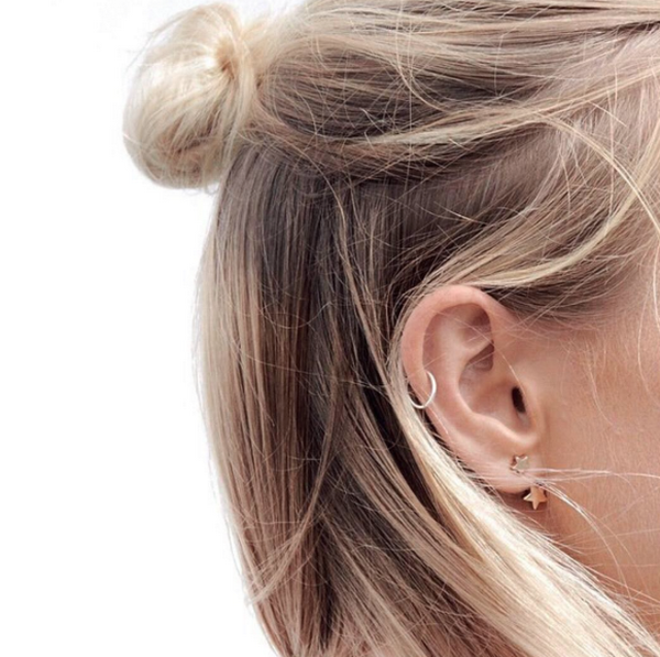 Fül-piercingek: Divatos ötletek és variációk a fül-piercingekről