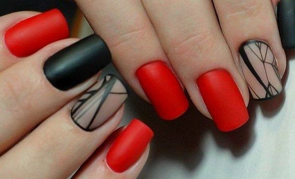 Adorabile manicure in rosso: nuova