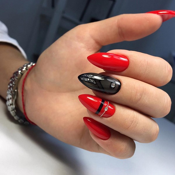 Nieuwe manicure-gellak: interessante voorbeelden van nagellak op de foto