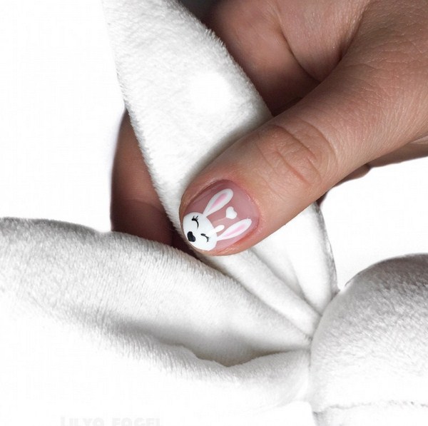 Mooie manicure in modieus ontwerp - het beste nieuws op de foto