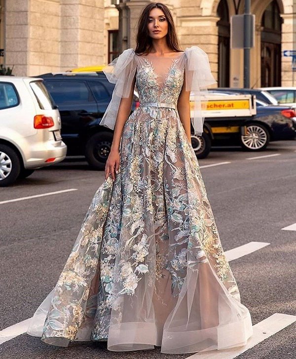 Urocze suknie ślubne - nowości modowe, modele i style