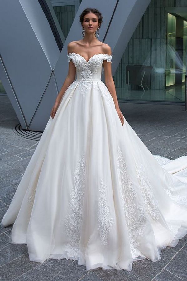Vestits de núvia encantadors: novetats, models i estils de moda
