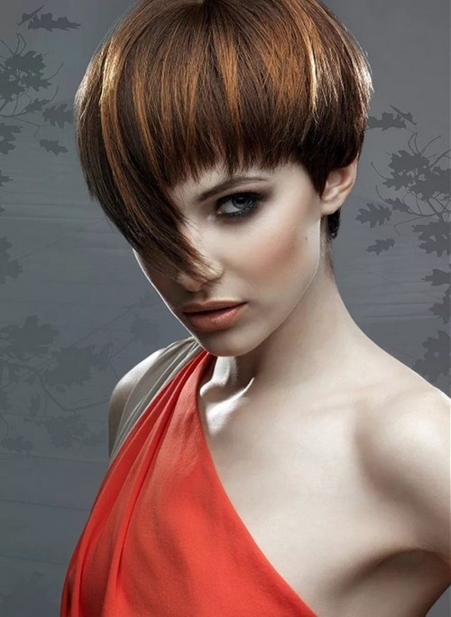 Fasjonable hårklipp med asymmetri - spektakulære nyvinninger og stilige løsninger