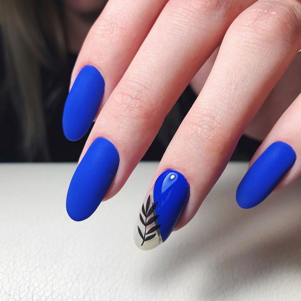 Manicure biru inspirasi. Inovasi atas